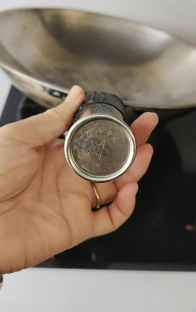 炒锅用二十多年不锈不粘 网友寻生产厂家 工厂：非常惊喜 正准备复产